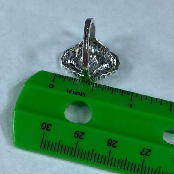 Silver Tone Filagree Ring Black Inlay Small Pinky Finger Approximate Size 6 - Picture 4 of 15